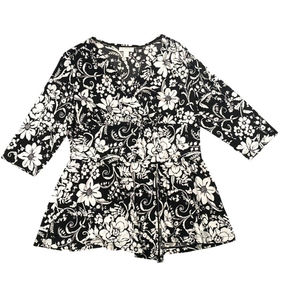 CJ Banks Black White Floral Faux Wrap Peplum Top Women's Plus 3X Coastal Preppy
